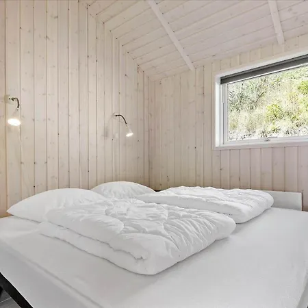 8227-knebel-nykjaersvej-23 Feriehus *