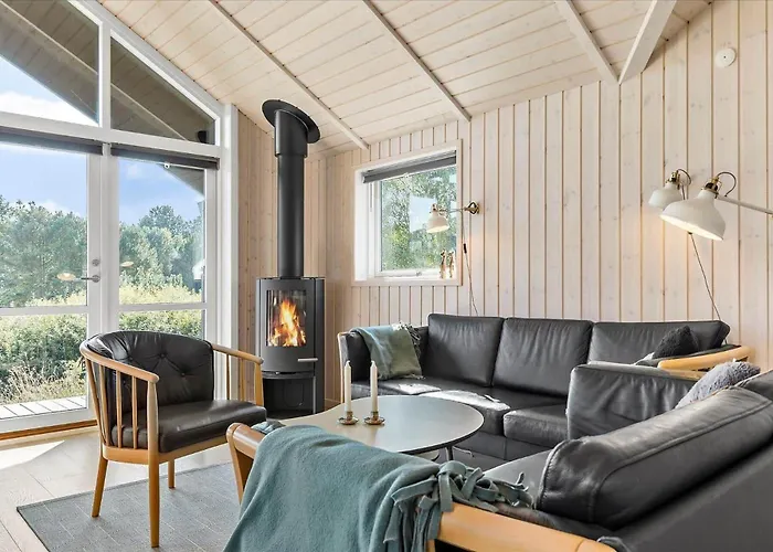 8227-knebel-nykjaersvej-23 Knebel