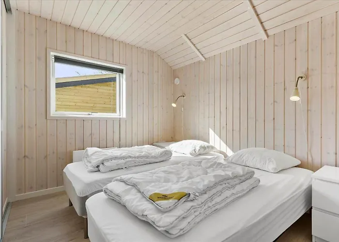 8227-knebel-nykjaersvej-23 Knebel